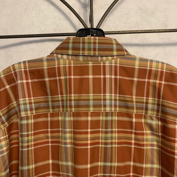 Eddie Bauer Plaid Button Down Size XL - Picture 3 of 12